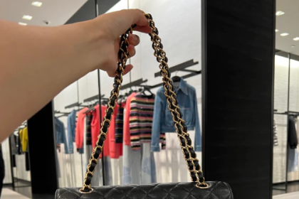 Chanel CF 2